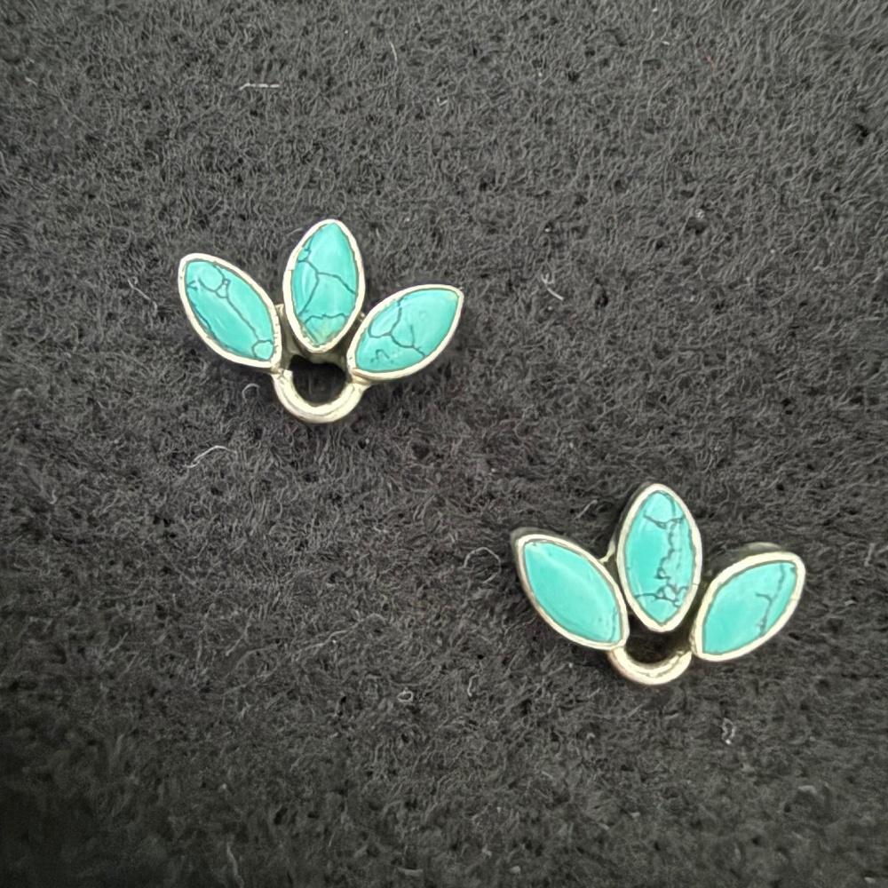 SILVER AND TURQUOISE STUD EARRINGS
